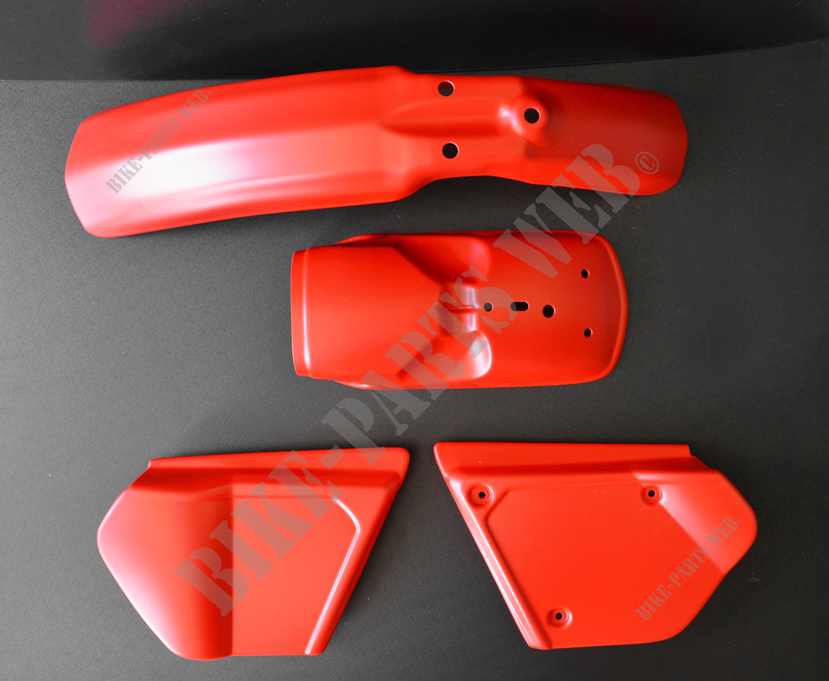 Cover, full plastics set red Honda XL125S, XR125, XL185S - KIT PLASTIQUE XL125S ROUGE